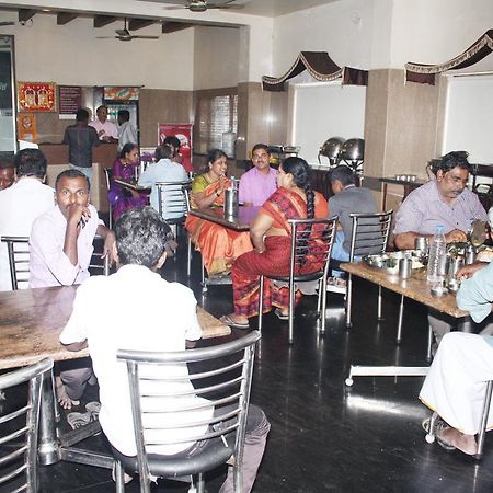 Sivamurugan Hotel Kumbakonam Exterior photo