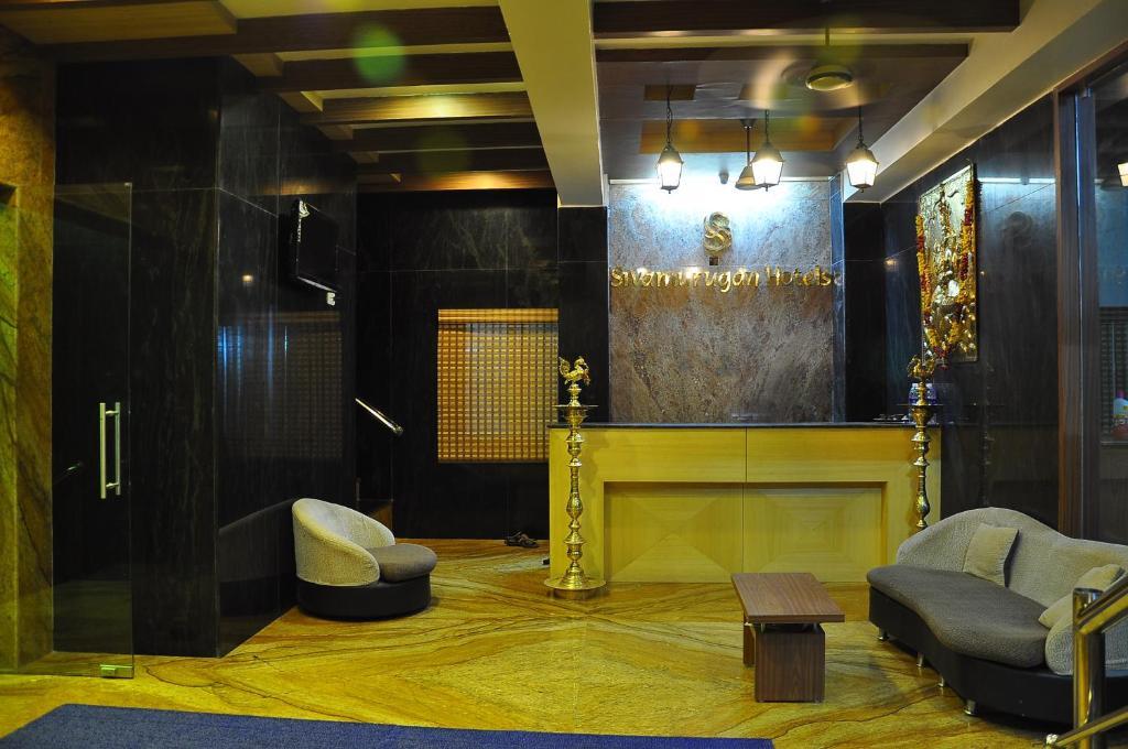 Sivamurugan Hotel Kumbakonam Exterior photo